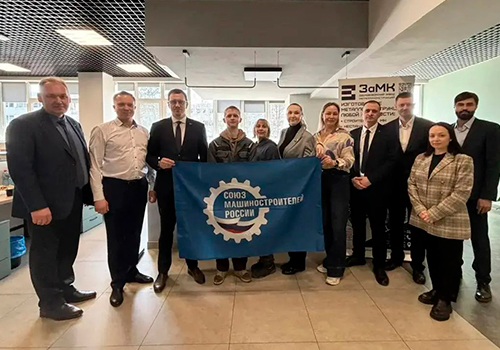 Южноуральские машиностроители посетили ЗаМК